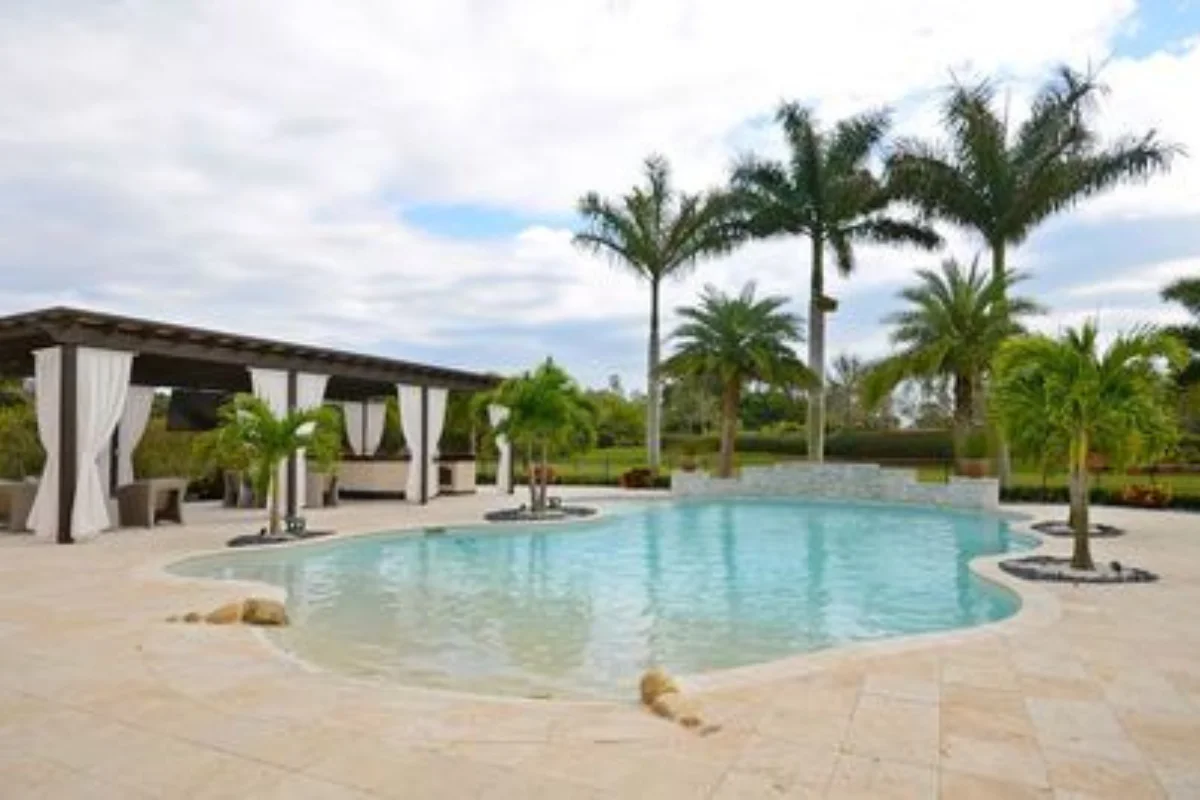 small backyard pool builder Dacula GA
