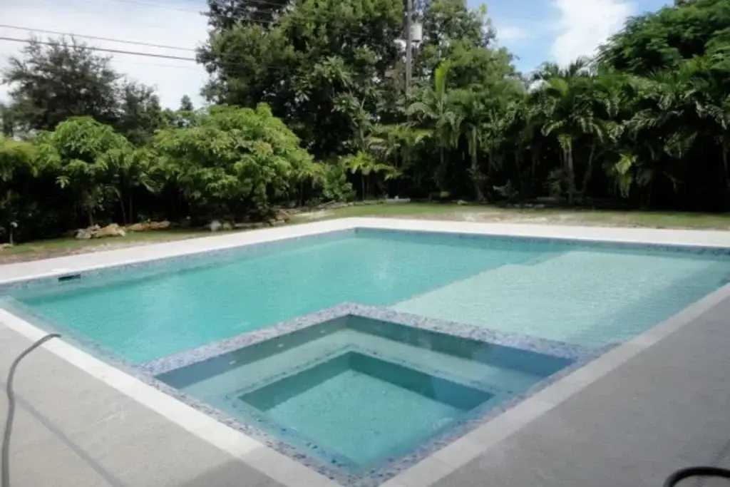 Commercial pool contractor in Georgia