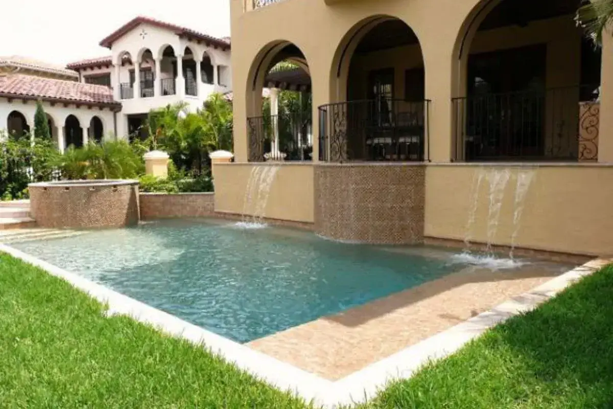 Hotel pool construction, GA | Aqualis Pools